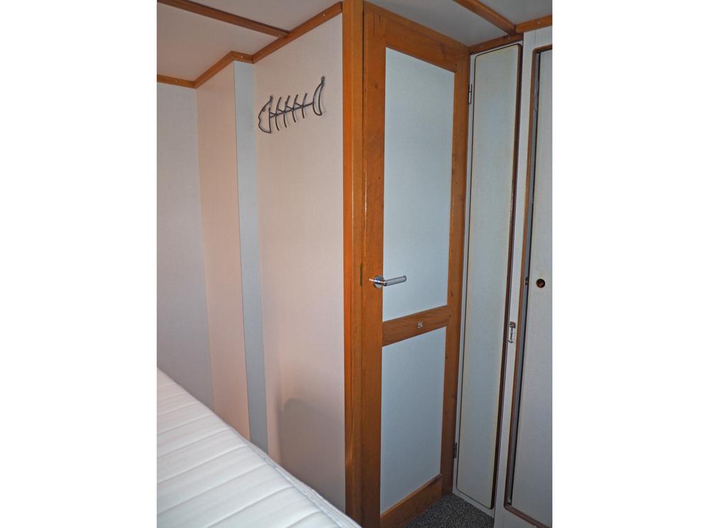 Aft cabin, Accommodation